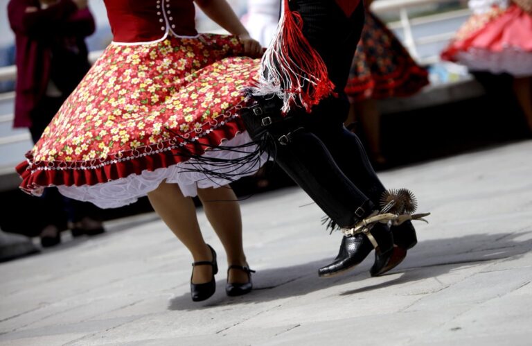 ¡Yo un beneficio quiero, caramba no valgo cero!: Escucha a continuación la cueca del Yo No Valgo Cero del Sindicato BEME